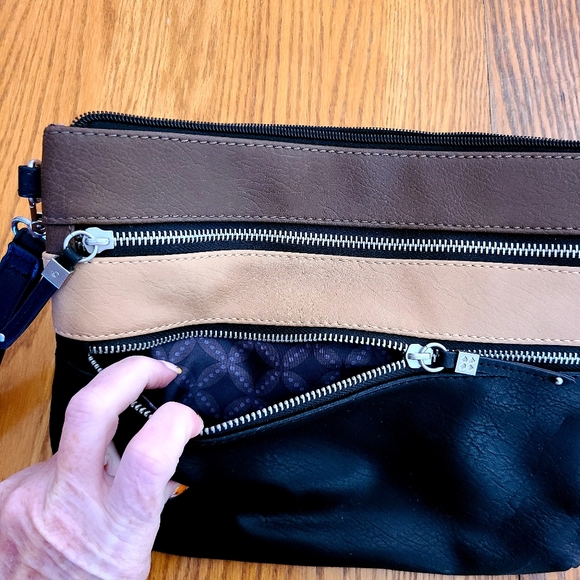 👀50% OFF👜 NWT‼️ Naturalizer Multi-colored Handbag - Picture 4 of 12